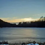 Westerwaldblick Grosszuegige Wohlfuehloase Mit Terrasse Lägenhet Oberelbert